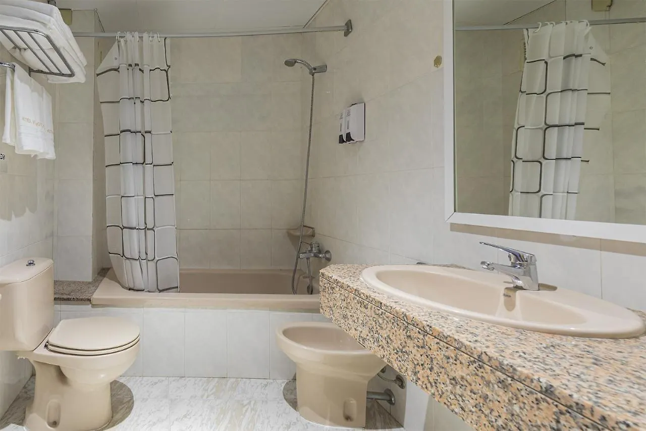 Hotel Vila Calella 3*,